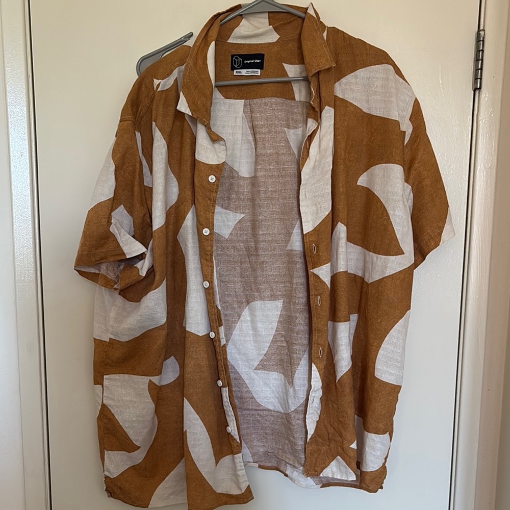 Linen Button Down